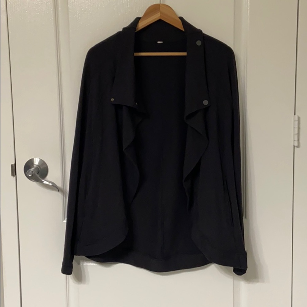 Lululemon wrap sweatshirt